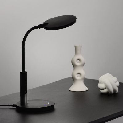 4. Activejet AJE-RAYA RGB Schwarze LED-Schreibtischlampe
