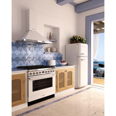8. SMEG Toaster weiß Modell TSF01WHEU