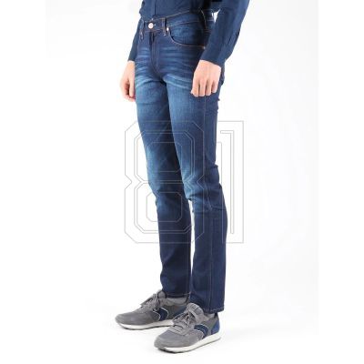 4. Wrangler Greensboro Jeans W15Q6262F