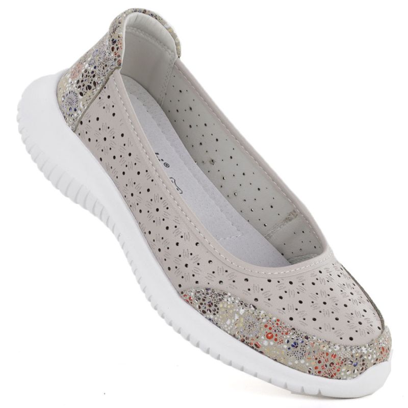 Damen-Lederschuhe mit Lochmuster in Beige, S.Barski 7035