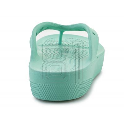 10. Crocs Classic Platfrom Flip W Oxygen W 207714-3UG