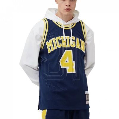 2. Mitchell & Ness NCAA Swingman Road Trikot Michigan1991 Chris Webber SMJY4437-UMI91CWEASBL