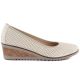 2. Damen-Keilpumps mit Lochmuster, beige, Vinceza 58629