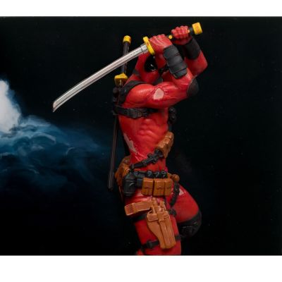 4. McFarlane Toys 14822 Sammlerfigur