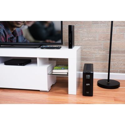 5. BACK UPS PRO BR 650VA 6 STECKDOSEN/AVR LCD-SCHNITTSTELLE BACK UPS PRO B