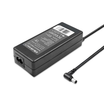 6. Qoltec 50076.90W Netzteil für Toshiba Notebooks (19 V; 4,9 A; 90 W; 5,5 mm x 2,5 mm)