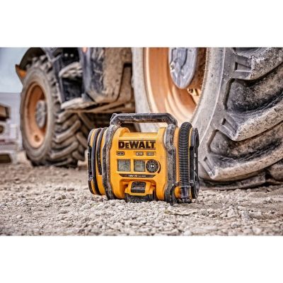 7. 18V Dewalt DCC018N-XJ Akku-Kompressor