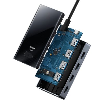 7. Baseus PioneerJoy 4xUSB-A 3.0 USB-C Hub – Grau
