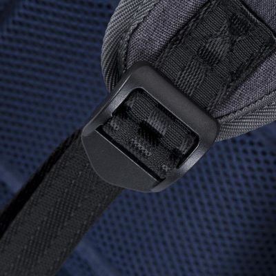 9. Rivacase 7760 Rucksack, 39,6 cm (15,6 Zoll), Schwarz