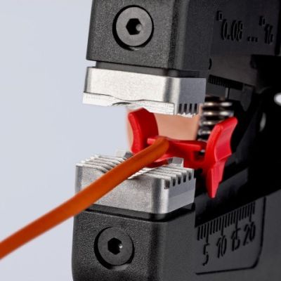4. KNIPEX PreciStrip 16 Abisolierzange