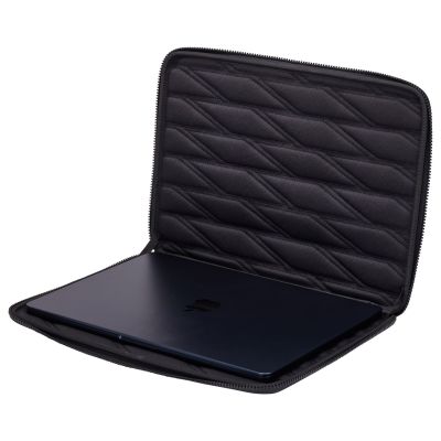 9. Thule MacBook-Hülle | Passend für bis zu 16 Zoll | Schwarz