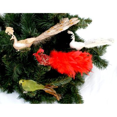 9. Dekorativer Pfau auf einer goldenen Kugelklemme