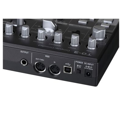9. Behringer TD-3-BK Bassline-Synthesizer
