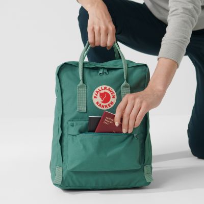 5. Fjällräven Kånken Frost Rucksack F23510-664