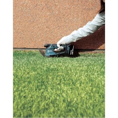 21. MAKITA DUM604ZX Akku-Grasschere