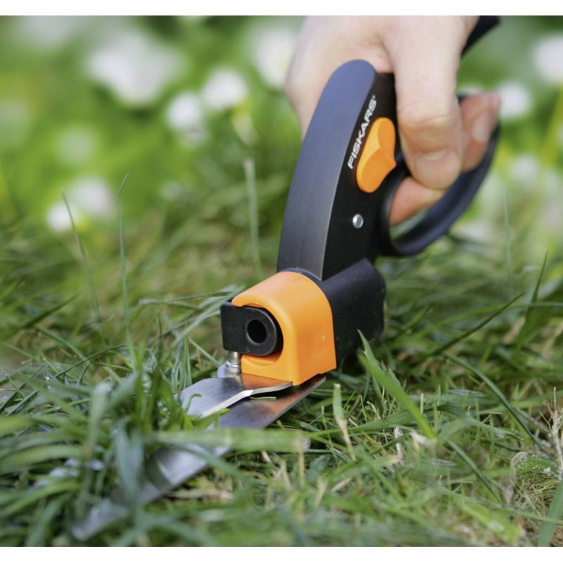 2. GS42 Servo-Grasschere