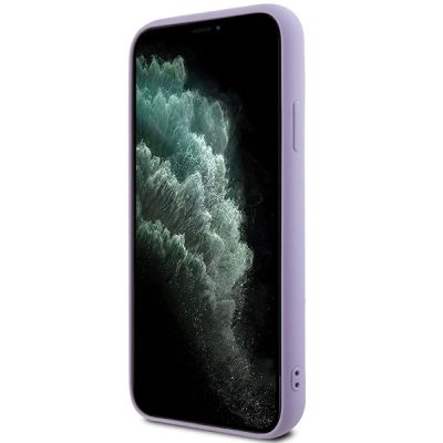 5. Guess Pailletten Script Metallhülle für iPhone 11 / Xr – Lila