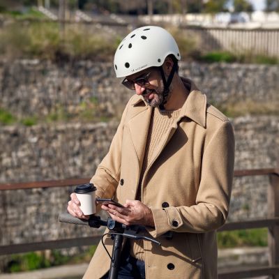 6. Wozinsky Leichtgewicht-BMX-/Scooter-Helm M - Weiß