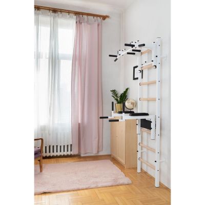 22. Turnwand-Stangen aus Holz und Metall mit Stange und Zubehörbank, 232W