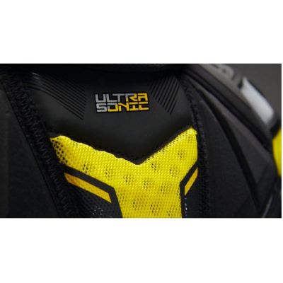 7. Bauer Ultrasonic Jr Hockey-Schulterpolster