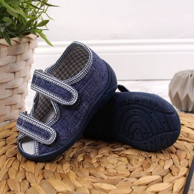 12. Hausschuhe und Sandalen für Jungen, marineblau, Nazo