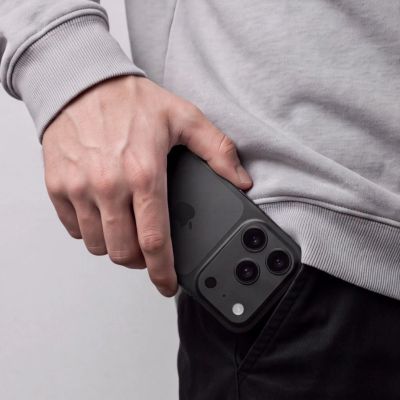 7. Tech-Protect Camalloy Fit+ Kameraschutzhülle für iPhone 18 Pro – Schwarz