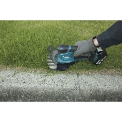38. MAKITA DUM604ZX Akku-Grasschere