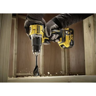 10. DEWALT UD 18V DCD799P2T 74Nm 2x5,0Ah BL TSTAK Schraubendreher