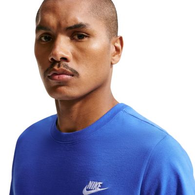 4. Nike Club Tee Herren-T-Shirt Blau AR4997 480