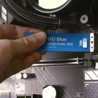 3. WD Blue SN580 2 TB M.2 NVMe SSD WDS200T3B0E