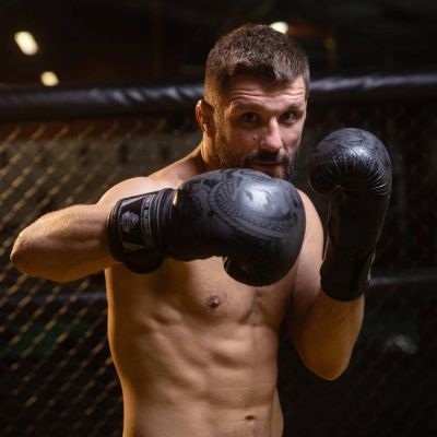 3. 8oz Boxhandschuhe - Black Dragon - Valor Series