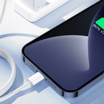 9. Joyroom S-A45 Ben Series 30W Kabel (USB-C - Lightning), geflochten 1m - Weiß