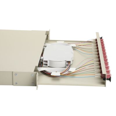7. Equip 337205 1U Patchpanel