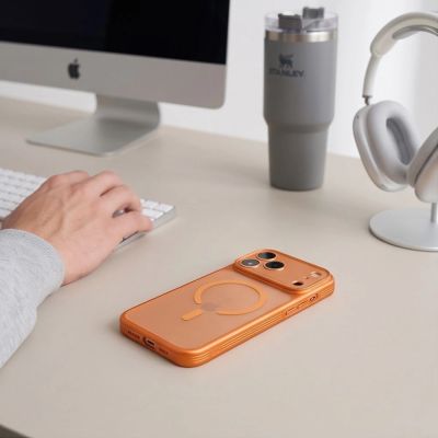 9. Tech-Protect MagPrime MagSafe CC Hülle für iPhone 18 Pro Max / 17 Pro Max – Mattorange
