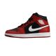 Air Jordan 1 Mid Herren-Basketballschuh Schwarz/Gym Red/Weiß - DQ8426-061