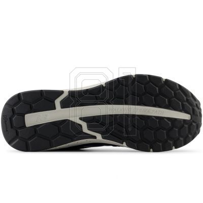10. New Balance M MW880CB6 Sportschuhe