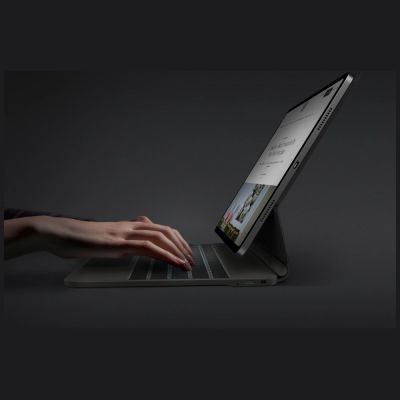 6. Uniq Venno Pro Magnetische Smart-Hülle mit Tastatur für iPad Pro 11" (2024/2025) – Schwarz
