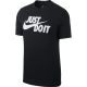 3. Nike Tee Just Do It Swoosh M AR5006-011