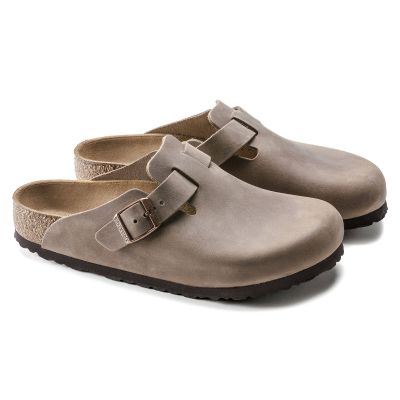4. Birkenstock Boston Tabacco Brown Oiled Leather Regular Wide Pantoletten für Damen/Herren (0960811)