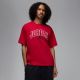 Air Jordan Brooklyn Arch Logo T-Shirt für Herren, Gym Red - IB7347-687