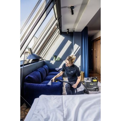 4. Kärcher Puzzi 8/1 (1.100-240.0) Waschsauger