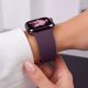 8. Tech-Protect Silikonarmband für Apple Watch 40 / 41 / 42 mm – Dunkelkirsche