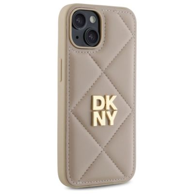 4. DKNY Quilted Stack Logo iPhone 14 Hülle – Beige
