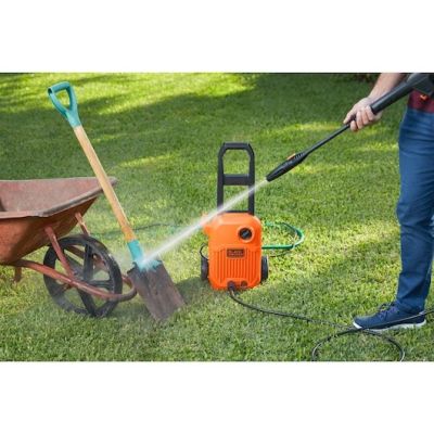 9. Black & Decker BEPW1650-QS Kompakt-Hochdruckreiniger, elektrisch, 330 l/h, Orange