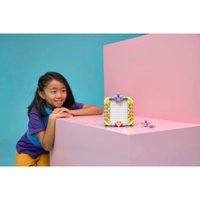 15. LEGO Creator 3-in-1 31390 - Dekoratives Blumenbild