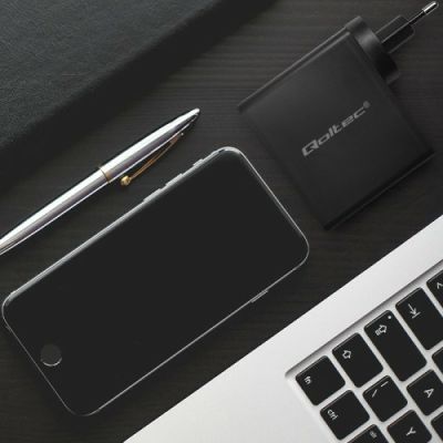 3. Qoltec GaN POWER PRO Wandladegerät