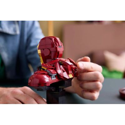 9. LEGO Marvel 76327 Iron Man MK4 Büste