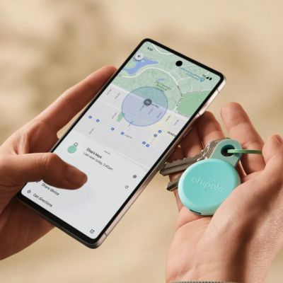 3. Chipolo Mint LOOP-Locator