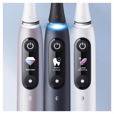 10. Oral-B iO 80363731 Elektrische Zahnbürste für Erwachsene, rotierende und pulsierende Zahnbürste, Schwarz, Silber