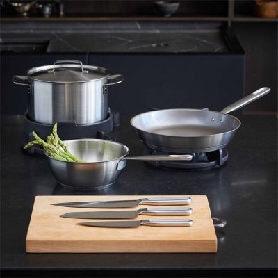 6. Fiskars Ganzstahl Runde Universal-Bratpfanne